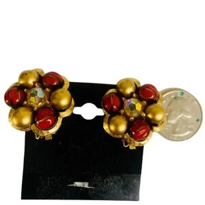 💜 3/25 1980’s 1990’s Vintage Beaded Cluster Flower Clip On Earrings